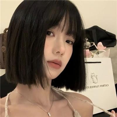 美女和液体人 封面